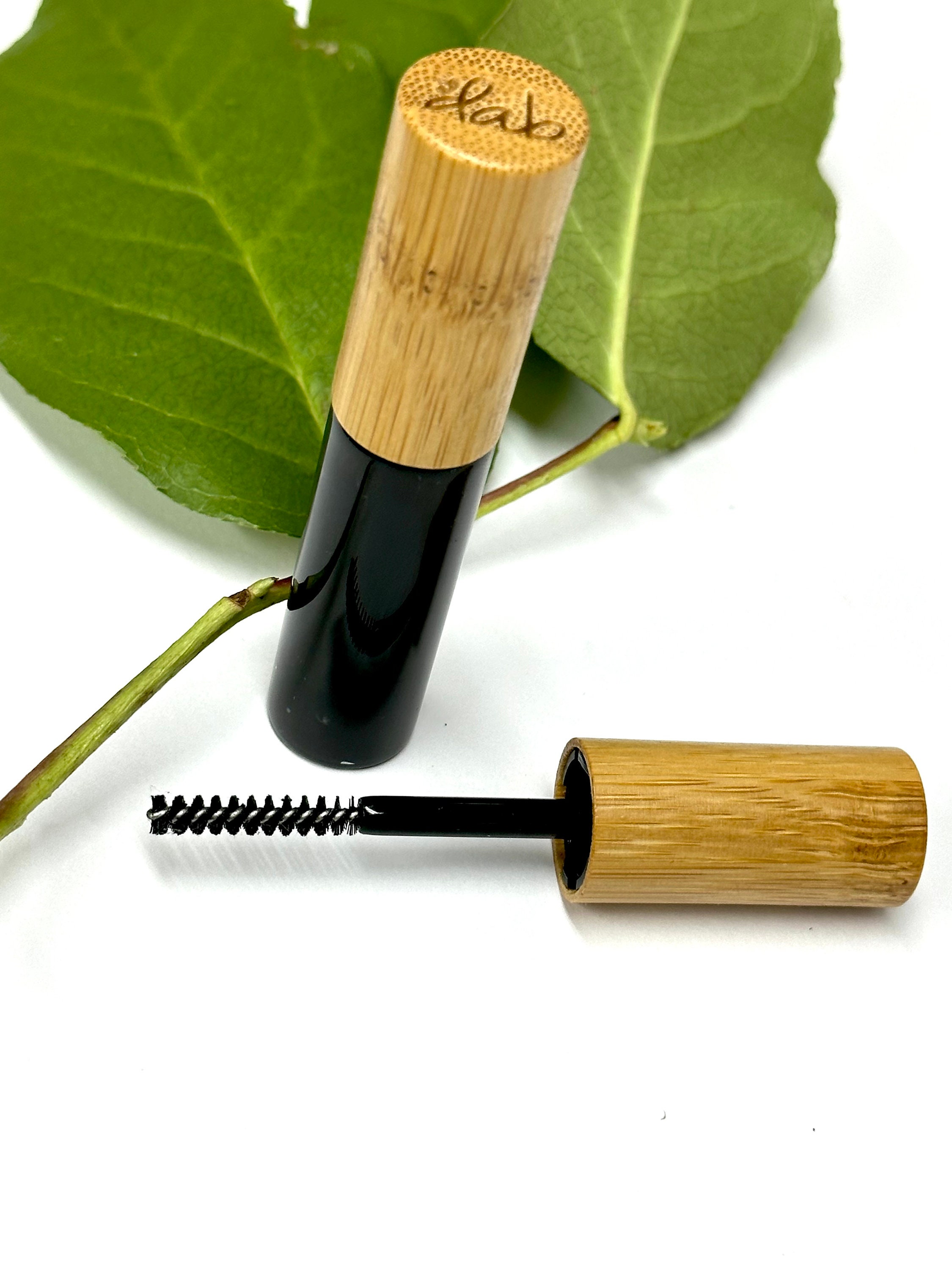 Organic Herb Mascara, Gluten-Free, Non-Waterproof