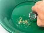 Gold Panning Kit with Mini Sluice Box & Tools