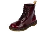 Vegan Dr. Martens Boot: Cherry Red Classic 4UK