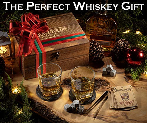 Christmas Whiskey Set: Glasses, Stones & Accessories