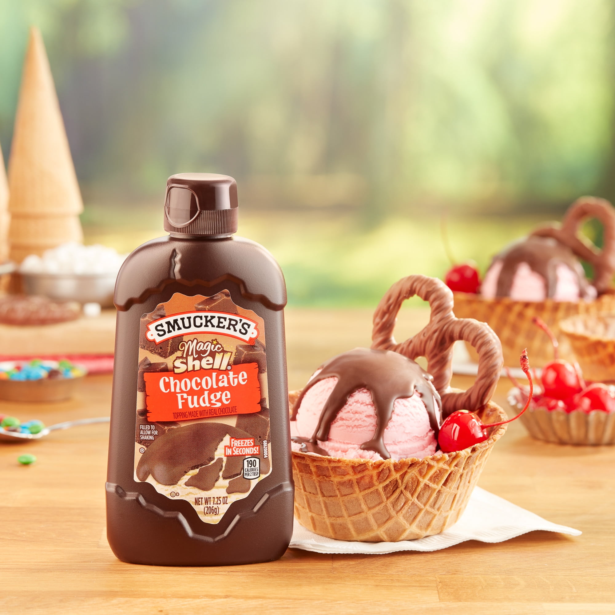 Smucker's Magic Shell Chocolate Fudge Topping, 7.25 Ounces