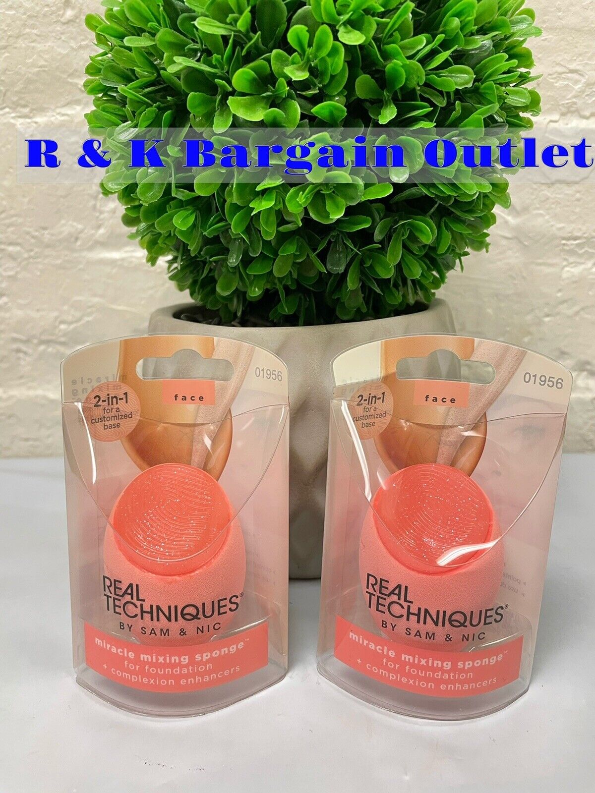 Miracle Makeup Sponge with Silicone Applicator