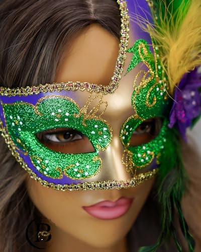 Vintage Burlesque Lace Masquerade Mask Peacock Feather Costume