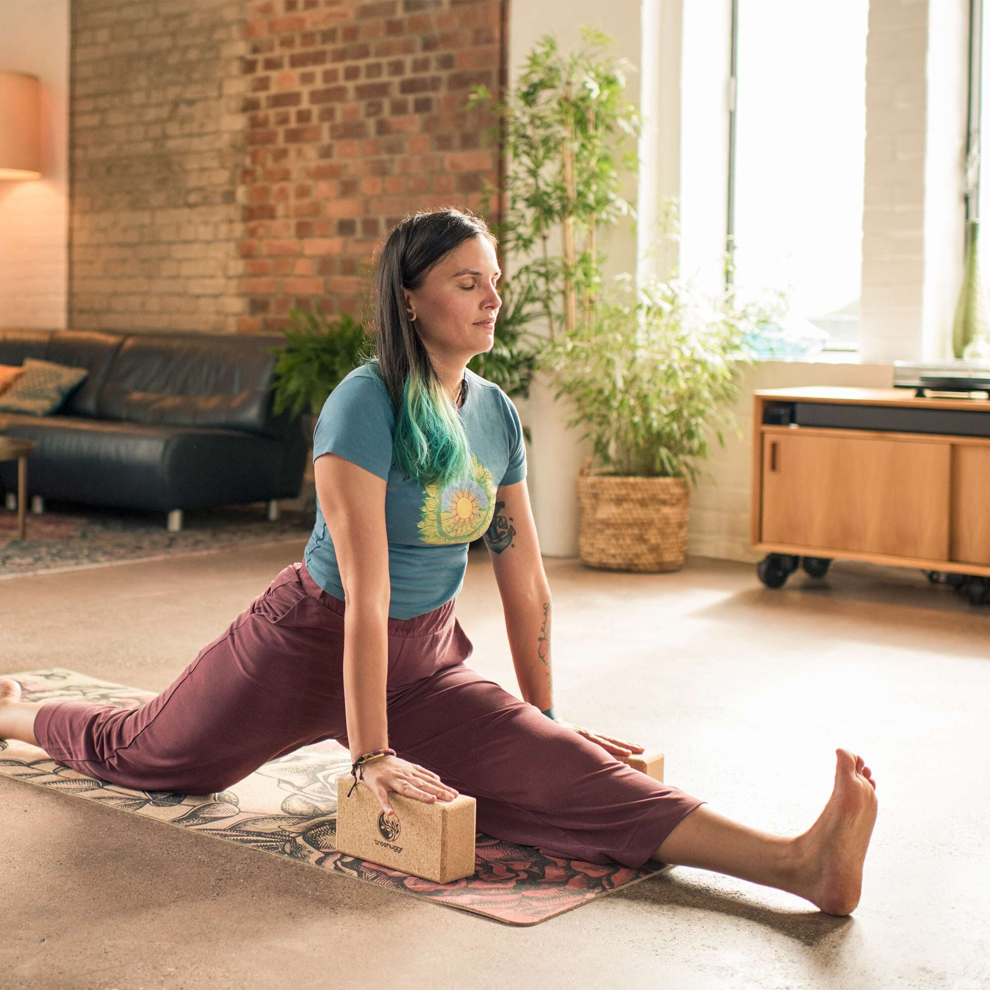 natural cork yoga block  - medium