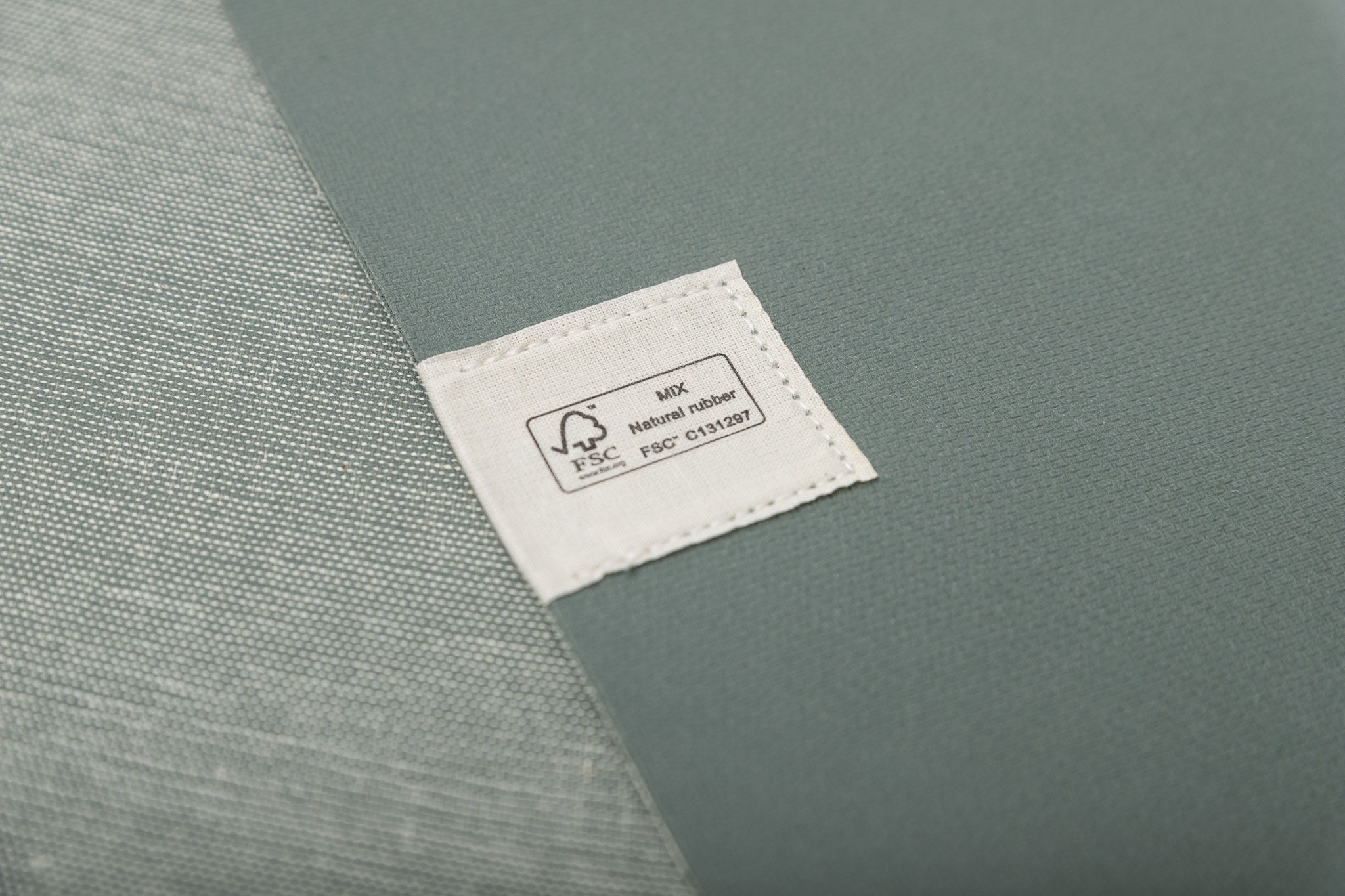 QiEco Travel Yoga Mat: FSC Rubber & Cotton