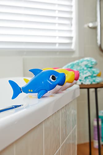 Baby Shark Sing & Swim Bath Toy 3-Pack