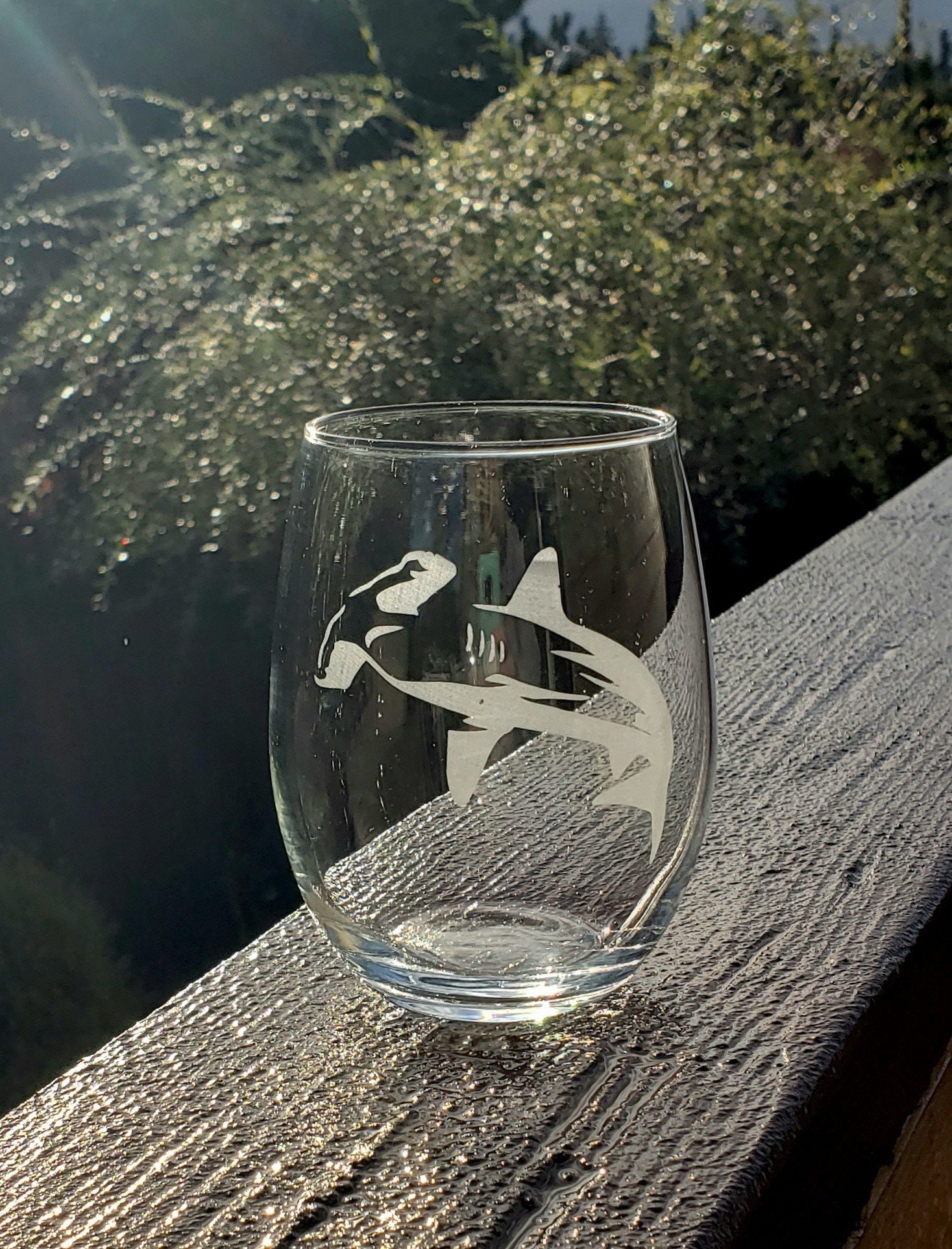 Etched Hammerhead Shark Stemless Wine Glass