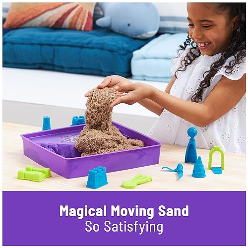 Deluxe Castle Playset: Kinetic Sand, 2.5lbs, Molds