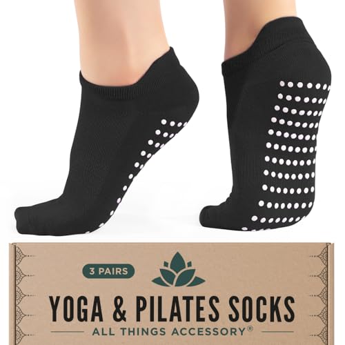Accessory Yoga Socks: 3 Pairs Non-Slip Grip, Size 4-8