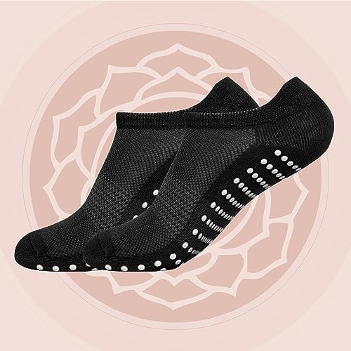 Accessory Yoga Socks: 3 Pairs Non-Slip Grip, Size 4-8