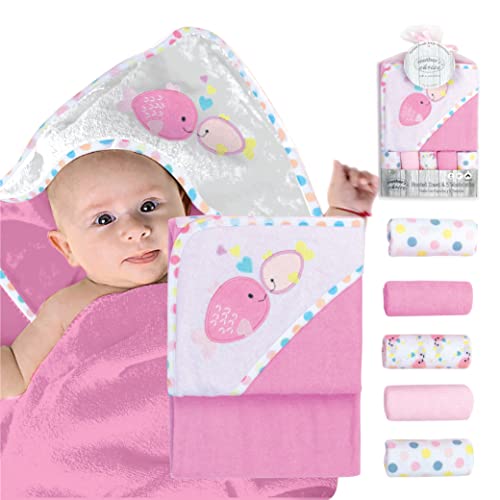 Mother's Choice Hooded Baby Towel + 5 Face Cloths