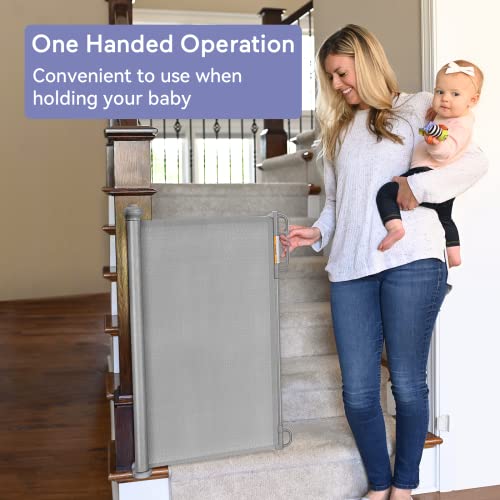 Momcozy Retractable Baby Gate, 140cm Wide, 83cm Tall