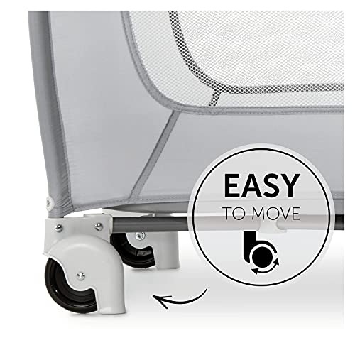 Hauck Travel Cot with Changing Mat & Travel Bag