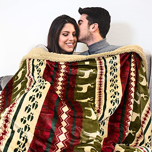 Christmas Sherpa Fleece Blanket - Reindeer Design