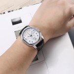 Wine Barrel Shaped Vintage Men’s Watch