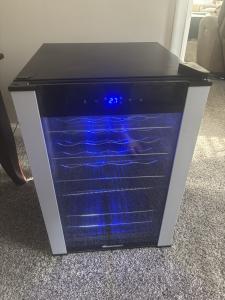 20-Bottle Evolution Series Wine Refrigerator