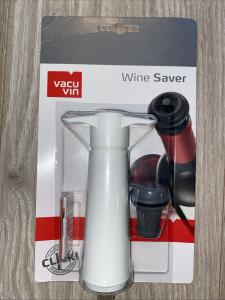 Vacu Vin Wine Saver Pump and Stopper Set
