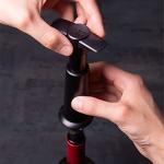 Vacu Vin Wine Saver and Pourer Set