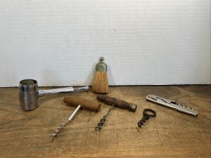 Vintage Wine Bottle Corkscrew and Opener Set