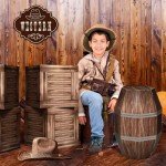 Cowboy Themed Wine Barrel Party Decoration Set