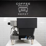 La Marzocco Linea Classic EE - Black Espresso Machine