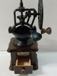 Vintage Wooden Manual Coffee Bean Grinder