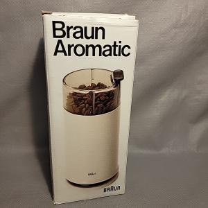 Braun KSM 2 White Manual Coffee Grinder