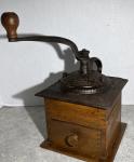 Retro Hand Crank Coffee Grinder - Metal & Wood