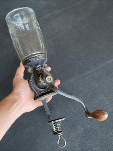 Vintage Universal No 24 Cast Iron Coffee Grinder