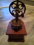 Wooden Hand Crank Vintage Coffee Bean Grinder