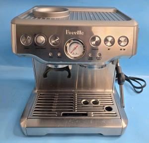 Breville Barista Espresso Machine BES870BSS