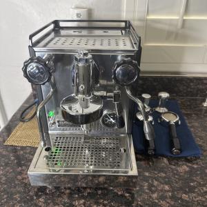 Rocket Espresso Appartamento Machine - Great Condition