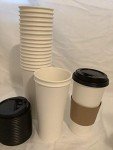 22oz Disposable White Coffee Cups with Lids - 100 Set