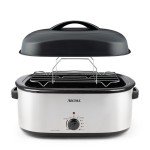 Aroma 22Qt Roaster Oven with High-Dome Lid