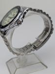 Vtg NEW OLD STOCK Lorus 100m Diver Watch V532-7F70 Black Bezel Luminous Dial 