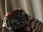 VINTAGE 300M INVICTA MODEL 6925 AUTOMATIC "Scooby" DIVE WATCH /Dive Case