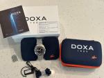 DOXA 300T SHARKHUNTER WITH STAINLESS STEEL BRACELET AUTOMATIC DIVER FULL KIT