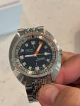 DOXA 300T SHARKHUNTER WITH STAINLESS STEEL BRACELET AUTOMATIC DIVER FULL KIT