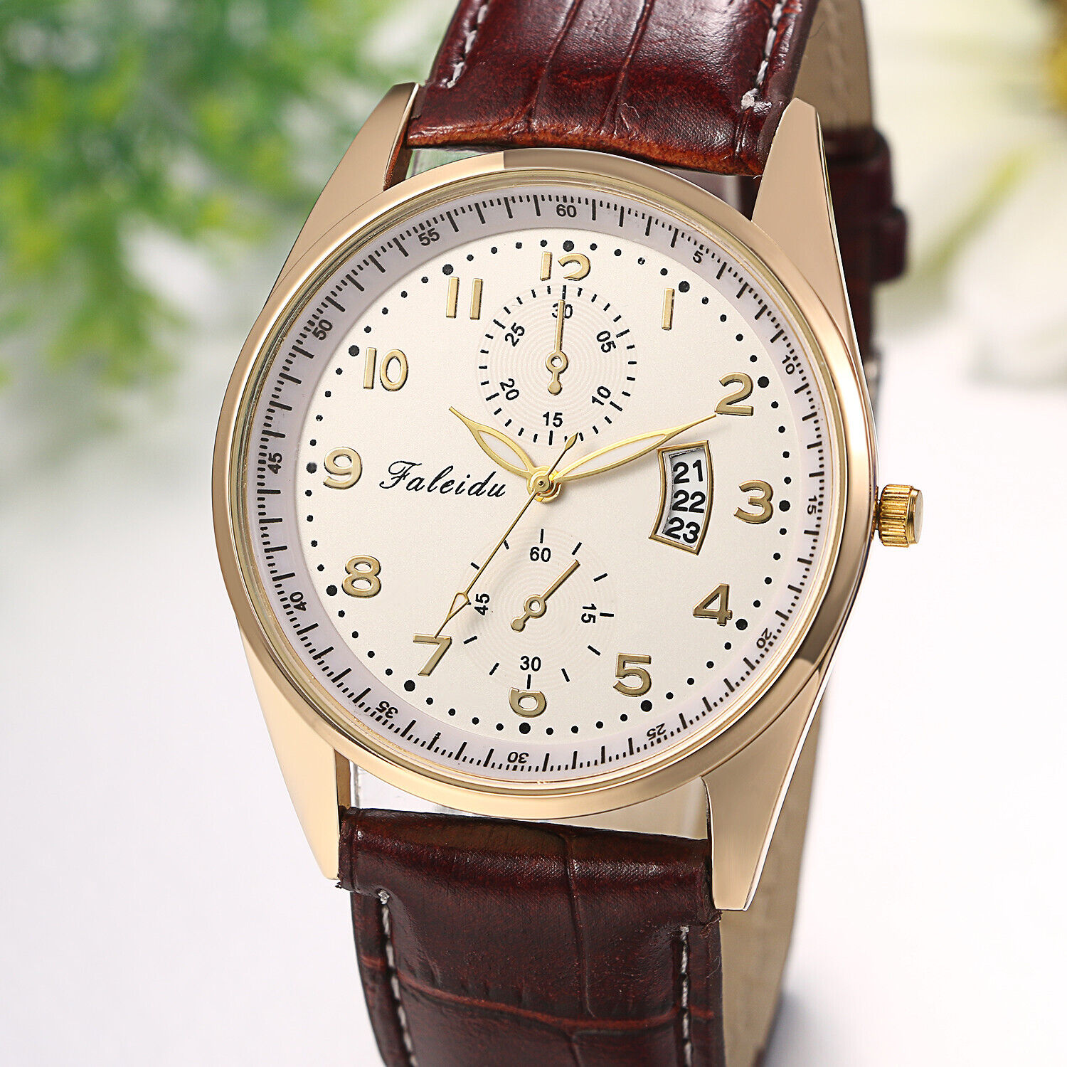Men's Leather Band Quartz Analog Dress Watch