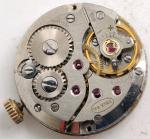 Rare Doxa High Grade Cal. 8 3/4 67 17 Jewel watch movement Runs For Repair 