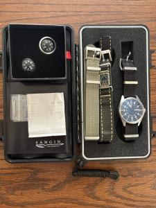 Sangin Instruments Overlord + Compass + WOE strap