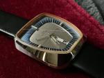 READ DESCRIPTION! 1970s MCM GLYCINE COMPRESSOR AUTO, BLUE FADE DIAL, NOS. AS-IS!