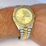 Vintage Gruen Dive Style Watch Rotating Bezel 2 Tone 38mm Mens