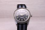 Vintage Caravelle Sea Hunter Devil Diver Mens Watch 666 Feet Running M6