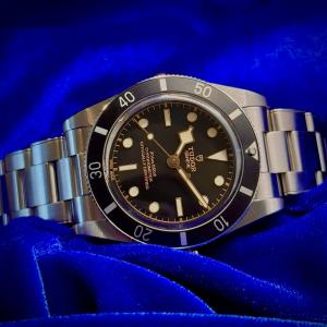 Tudor Black Bay 54 M79000N-0001 Complete Set - Very Good Condition