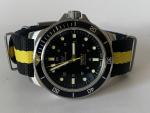 Glycine Combat Sub GL0258 30ATM 25J Automatic Black / Yellow Satin Strap Watch