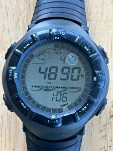SUUNTO "Advizor" Digital Watch Compass Altimeter Barometer Alarm Chrono, New Bat