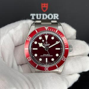 2025 Tudor Black Bay Burgundy 7939A1A0RU NEW IN BOX