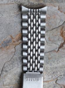 27 Sold! Titus 1960s Beads of Rice band 20mm to Calypsomatic vintage dive watch