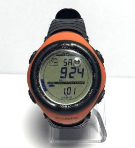 Suunto Vector Digital Watch ALTI Baro Compass Alarm New Battery Cleaned Tested